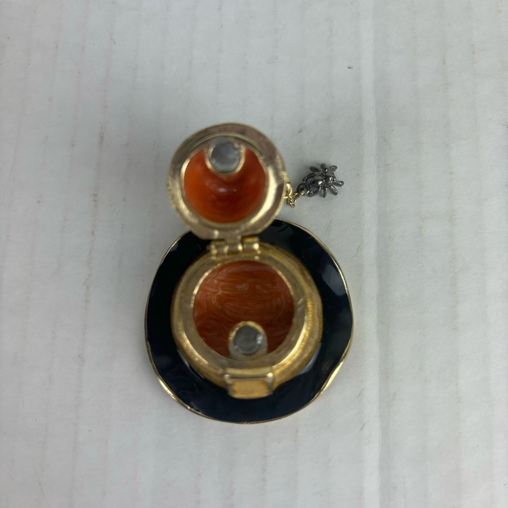 RARE-MONET enameled witch’s hat trinket box w/spider-Halloween Collectible - Picture 6 of 16